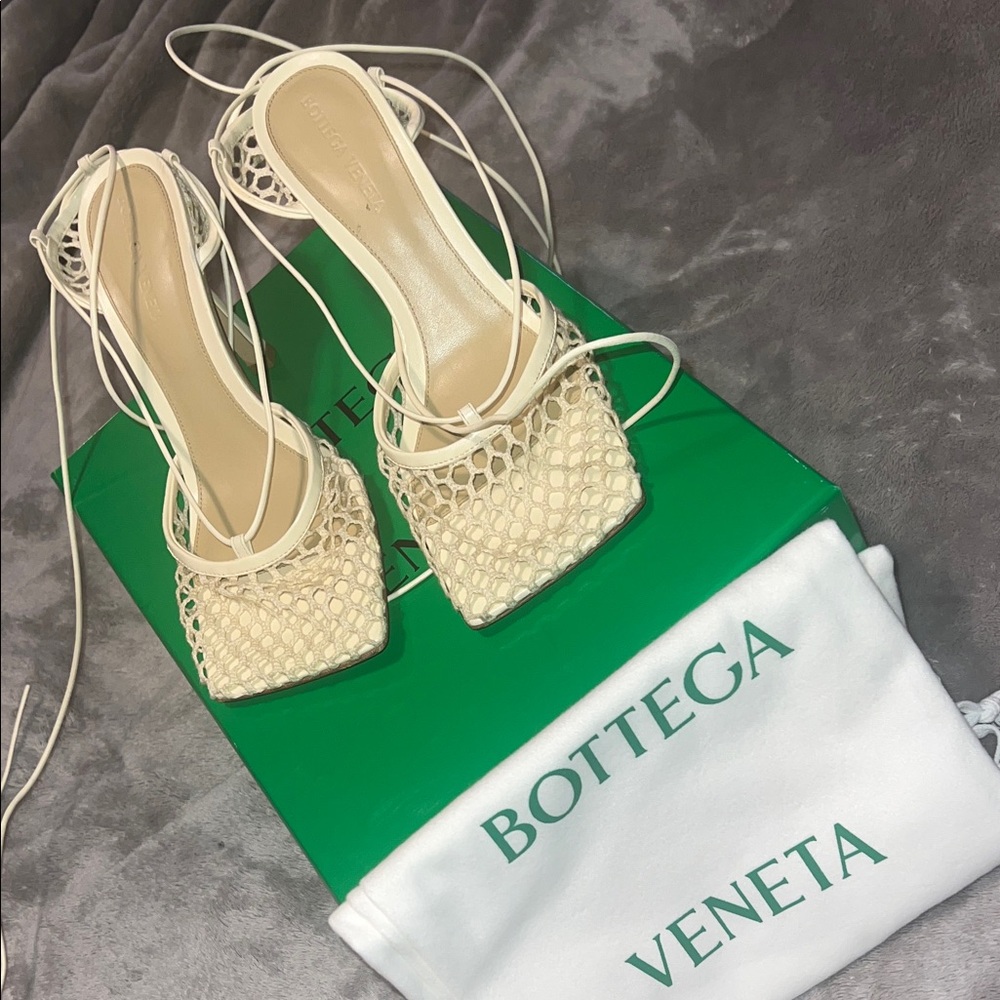Bottega Veneta Ivory Mesh Heels